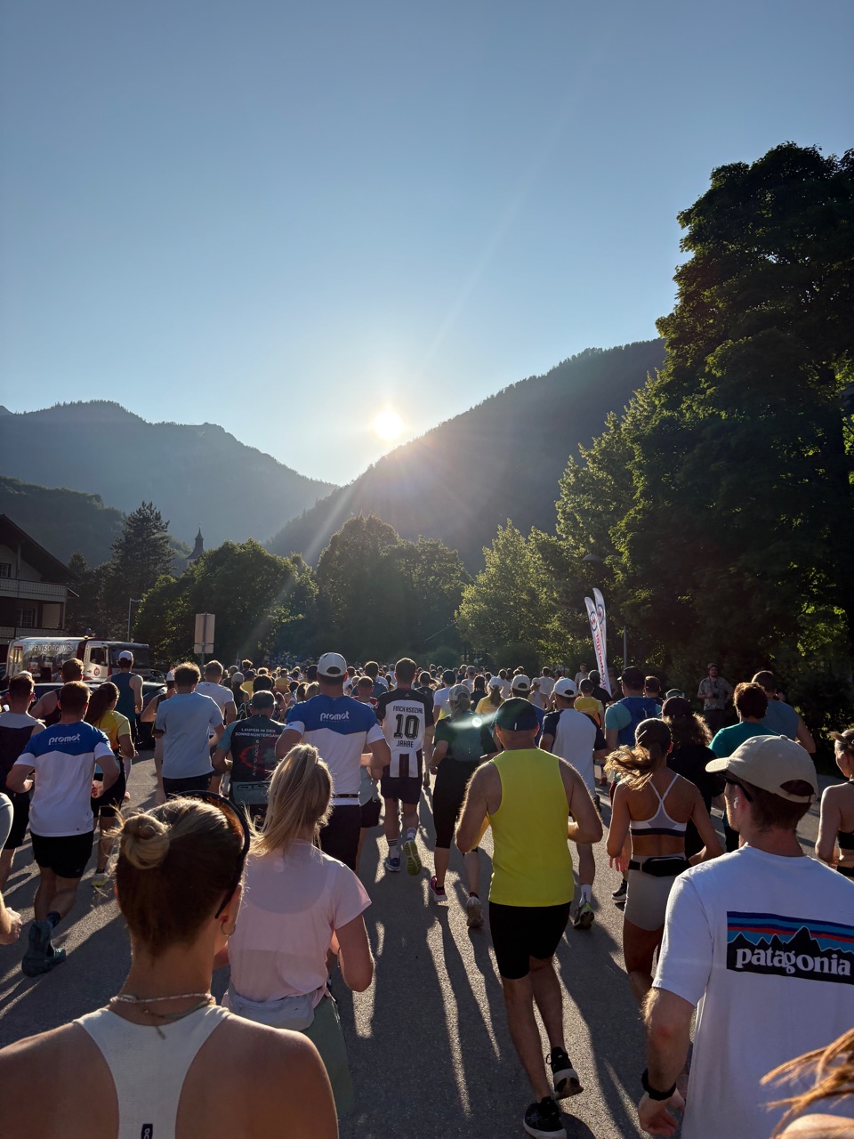 Marathon am Traunsee bei Sonnenaufgang